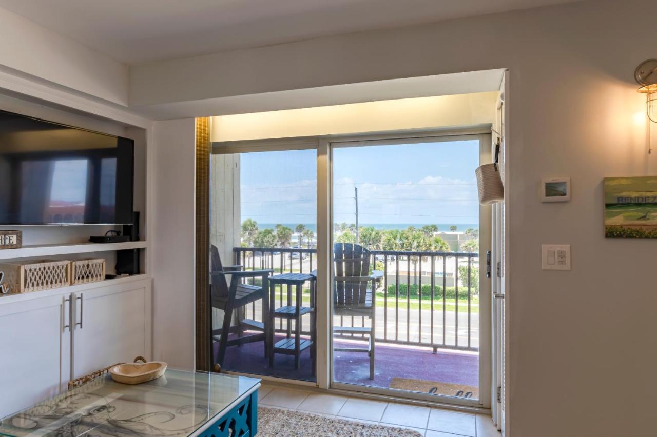 Stunning Ocean Views Steps From The Beach With Pool! Fabulous 4Th Floor Studio! Нью-Смирна-Бич Экстерьер фото